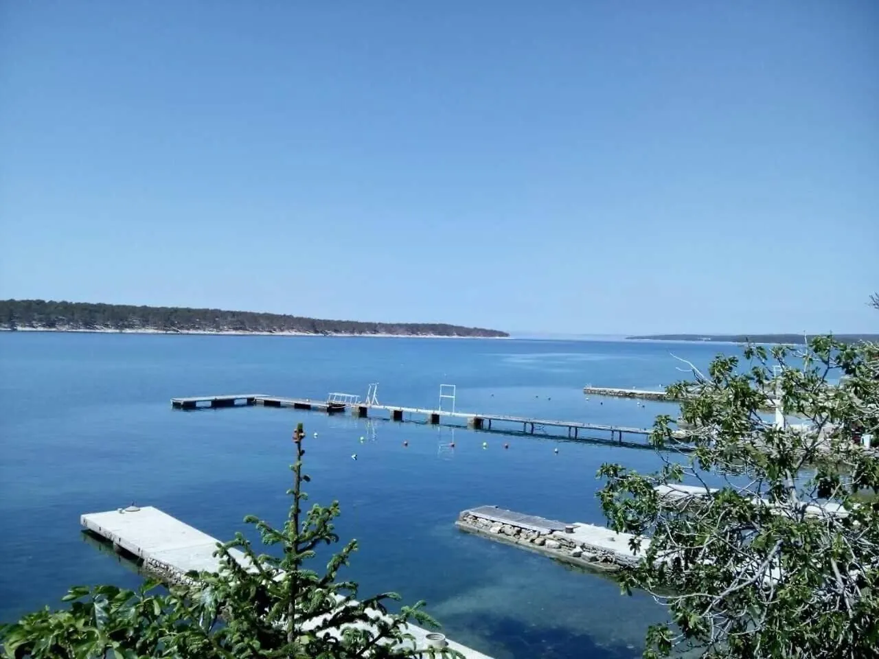 Apartments Petar - 6M From The Sea Barbat na Rabu