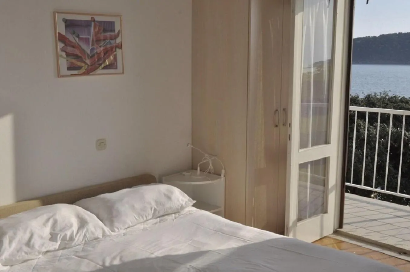 Apartments Petar - 6M From The Sea Barbat na Rabu